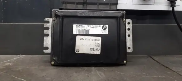 Mini One - Cooper R50 - 53 Engine control unit/module ECU 7513983