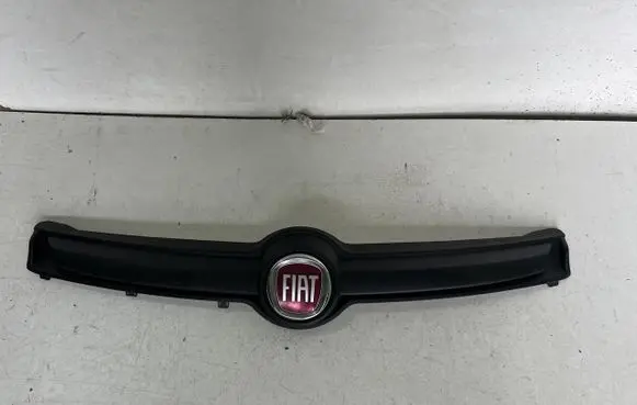 Fiat Panda III Front grill