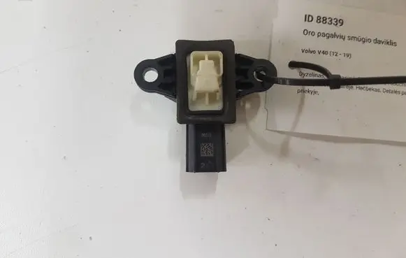 Volvo V40 Airbag deployment crash/impact sensor 31360986 04022013