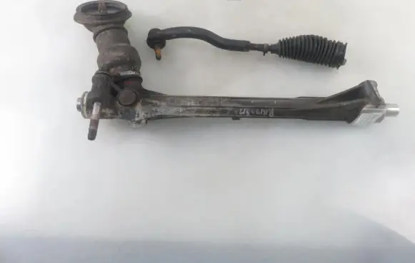 Toyota RAV 4 (XA30) Steering rack NSK0031