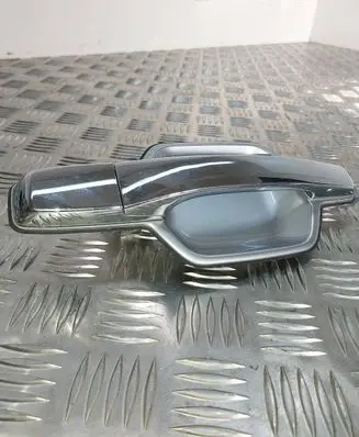 Mitsubishi Pajero Front door exterior handle