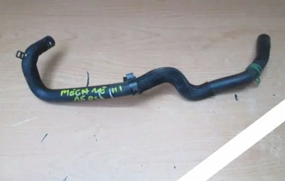 Renault Megane III Engine coolant pipe/hose