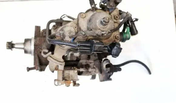 Mitsubishi Pajero Sport I Fuel injection high pressure pump 1046458680