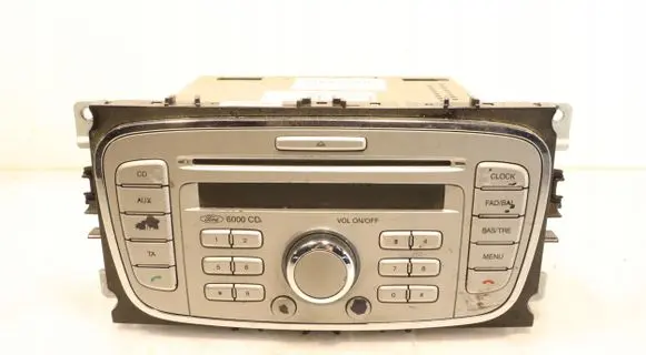 Ford Mondeo MK IV Radio/GPS head unit trim 