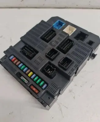 Peugeot 308 Comfort/convenience module 9663798180 1106522281107 23715902311A2