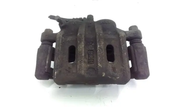 Mitsubishi Outlander Front brake caliper
