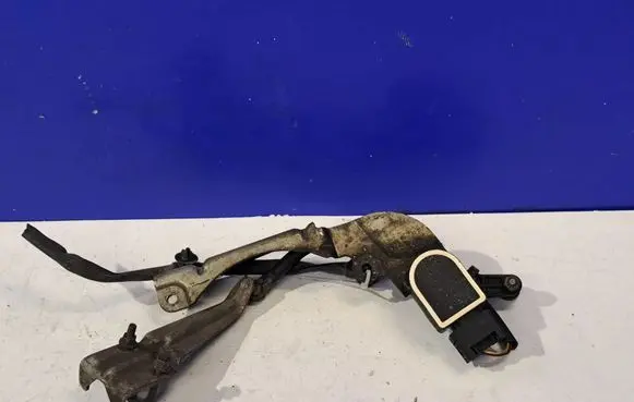 Mercedes-Benz C W204 Headlight/headlamp level sensor A0009050201