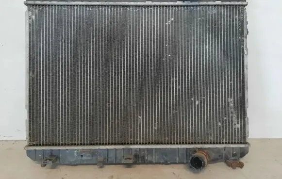 KIA Carens I Coolant radiator