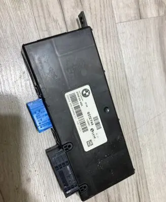 BMW 5 F10 F11 Gateway control module 9372744