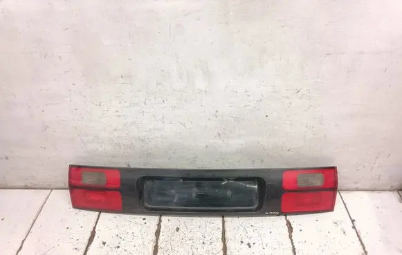 Volkswagen Sharan Rear light center trim bar blend 962608
