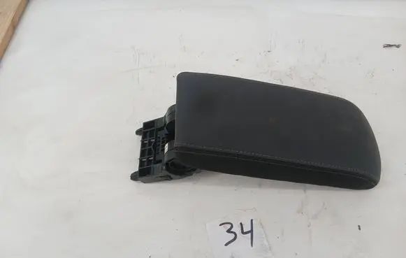 Peugeot 2008 II Armrest 114697