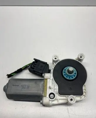 Mercedes-Benz Vito Viano W639 Front door window regulator motor 928795103 30066285