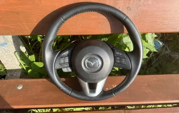 Mazda 6 Steering wheel