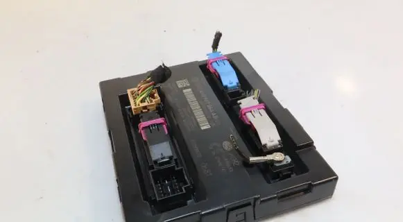Audi A8 S8 D4 4H Central body control module 