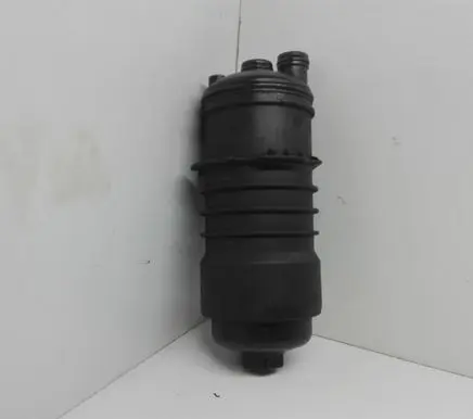 Audi A8 S8 D3 4E Oil filter cover 8558686 DF682