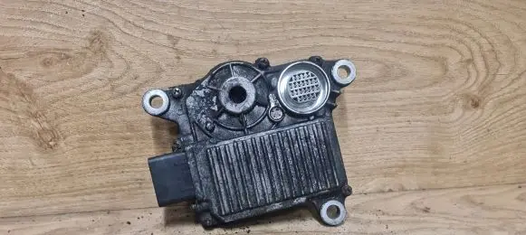 Volvo V70 Gearbox control unit/module 30735326