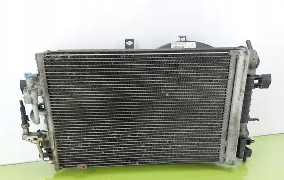 Opel Astra H Radiator set 0130303986