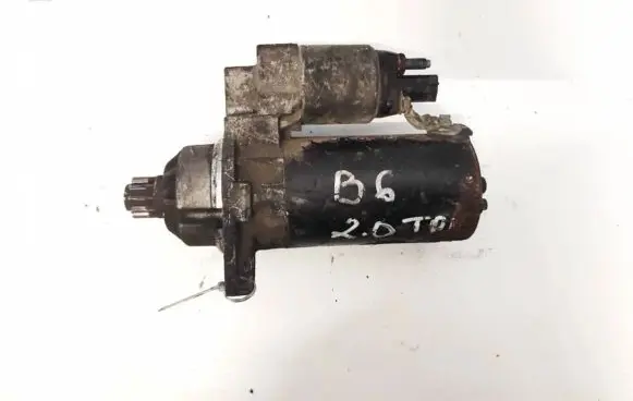 Audi A4 S4 B6 8E 8H Starter motor 005831329