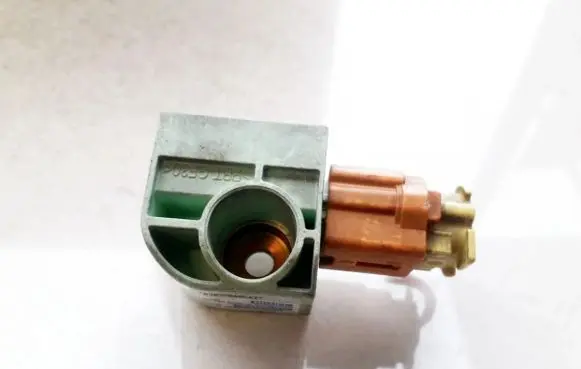 Alfa Romeo 156 Airbag deployment crash/impact sensor 60680214 5WK43295