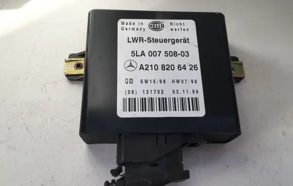 Mercedes-Benz CLK A208 C208 Light module LCM A2108206426 5LA00750803