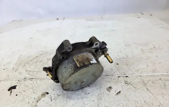 Saab 9-5 Vacuum pump 55571411