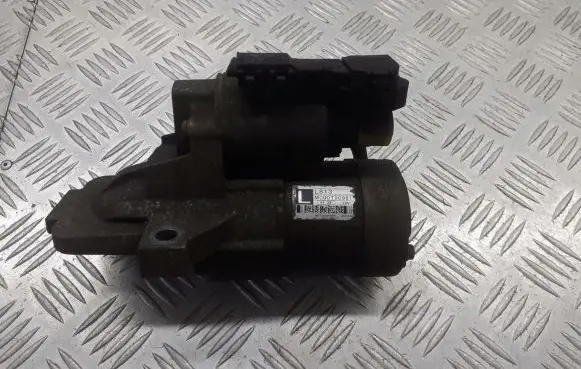 Mazda 6 Starter motor M00T90981