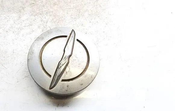 Chrysler Pacifica Original wheel cap 61698
