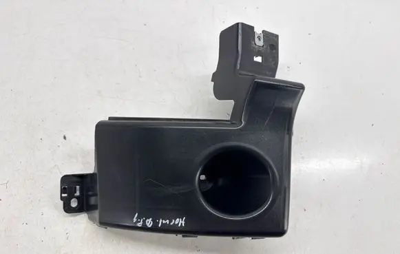 Dodge Hornet Rear bumper mounting bracket 50564695