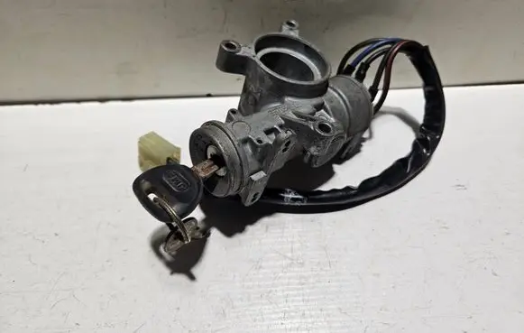 Opel Frontera A Ignition lock 337184
