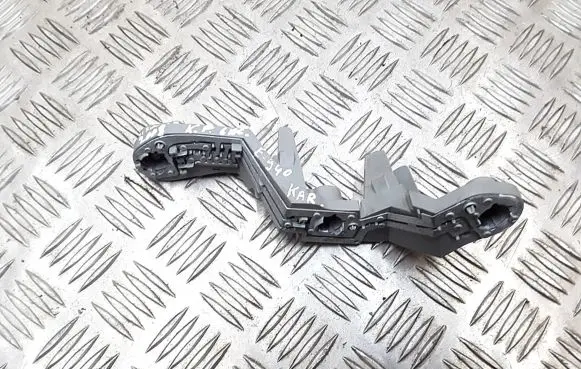 Toyota Avensis T250 Tail light bulb cover holder