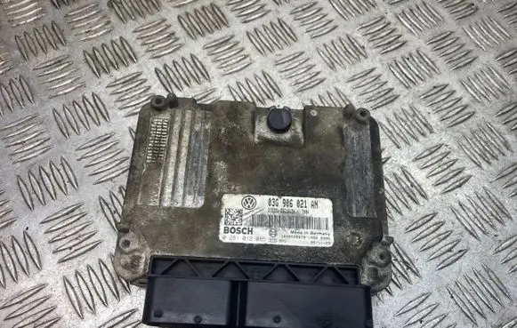 Volkswagen PASSAT B6 Engine control unit/module 03G906021AN 1039S08879 0281012085