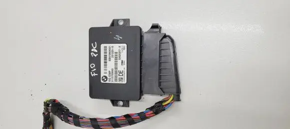BMW 5 F10 F11 Hand brake control module 32620257a 32620257
