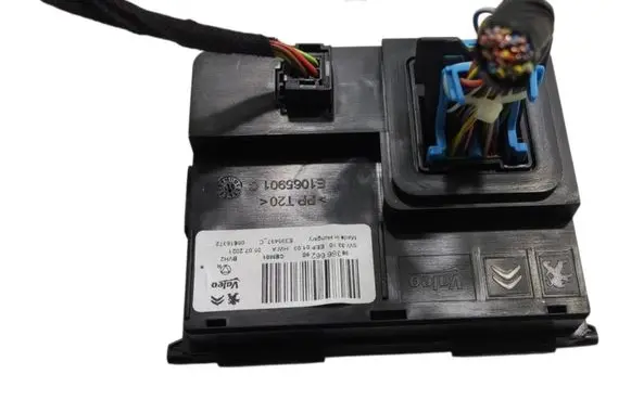 Peugeot 3008 II Air conditioner control unit module 9836666280