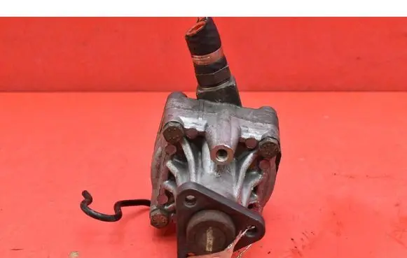 Audi A4 S4 B5 8D Power steering pump 8D0145156
