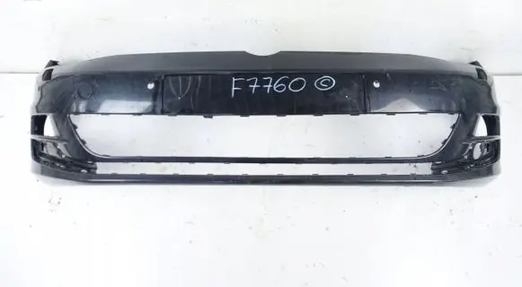 Volkswagen Golf VII Front bumper 5G0807221