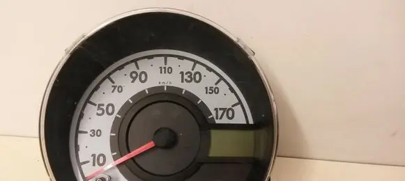 Peugeot 107 Speedometer (instrument cluster) 838000H030B 838000H030 562960U