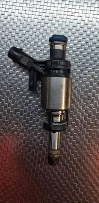 Audi A3 S3 8V Fuel injector 06L906036H