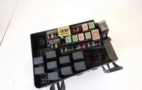 Mitsubishi Space Star Fuse box set 98600