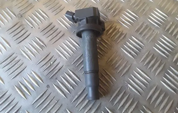 Toyota Corolla E120 E130 High voltage ignition coil 9091902239