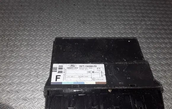 Ford Focus Comfort/convenience module 1S7T15K600FD