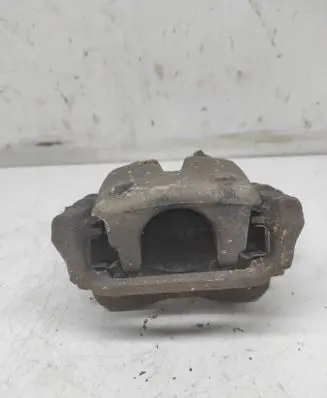 Toyota Corolla Verso E121 Front brake caliper