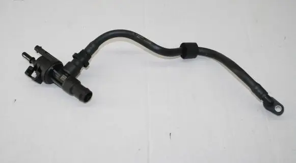 BMW X5 G05 Breather hose/pipe 8665249