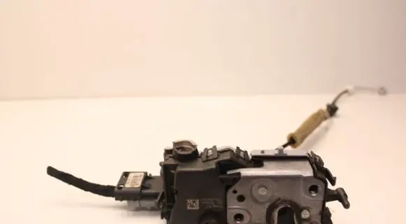 Peugeot Partner Sliding door lock 828417