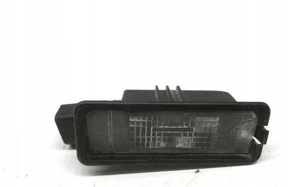 Volkswagen PASSAT B7 Number plate light