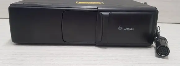 Audi A6 S6 C5 4B CD/DVD changer FA05735