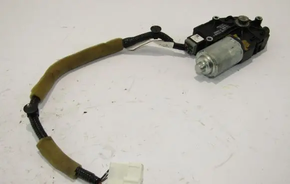 Honda CR-V Sunroof motor/actuator 70450SMGE010
