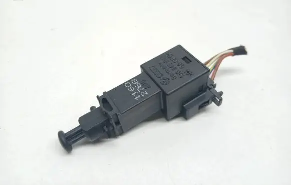 Audi A3 S3 8L Brake pedal sensor switch 1J0945511A