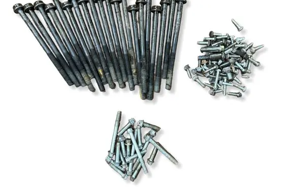 Land Rover Range Rover L405 Cylinder head bolts 