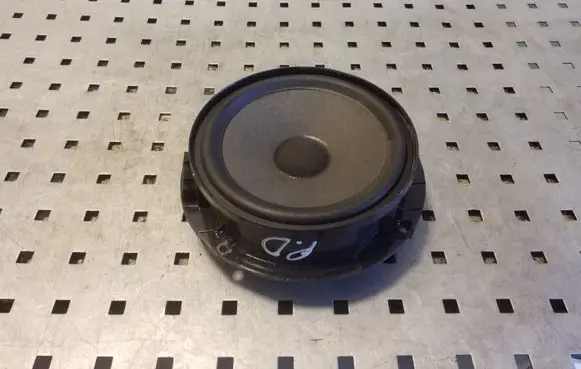 Seat Toledo IV (NH) Front door speaker 5JA035411A