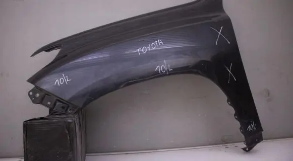 Toyota Land Cruiser (J200) Fender Buuntesvjtdbbf
